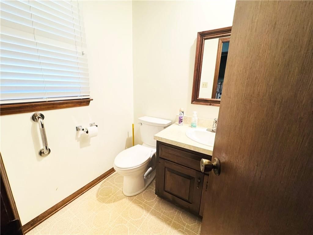 12800 locust Street — photo 15