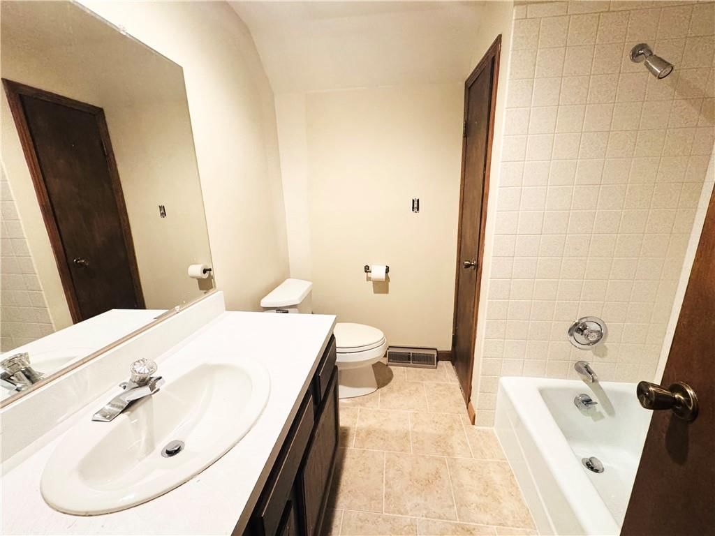 12800 locust Street — photo 19