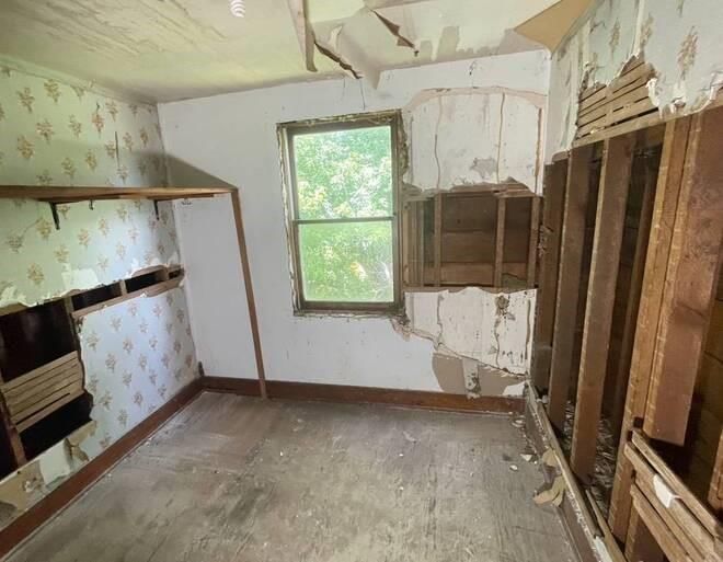 404 S Lake Street — photo 10
