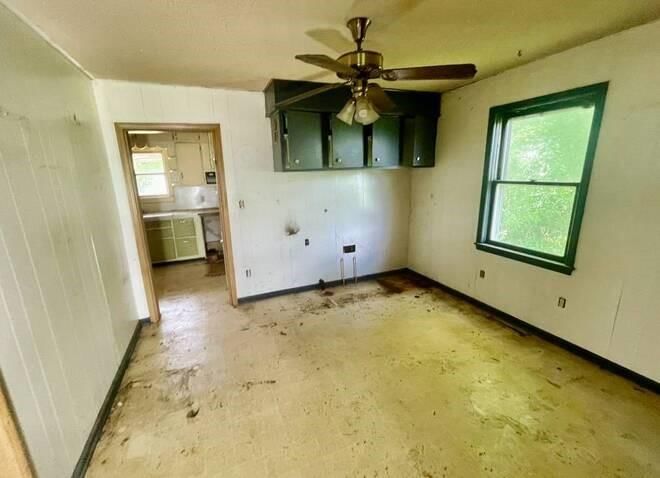 404 S Lake Street — photo 12