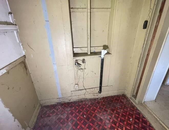 404 S Lake Street — photo 15