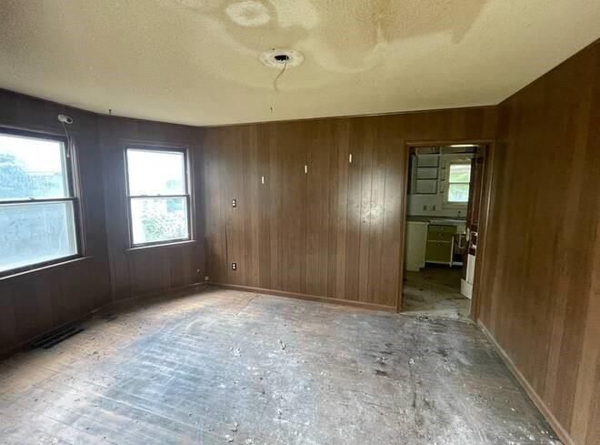 404 S Lake Street — photo 20
