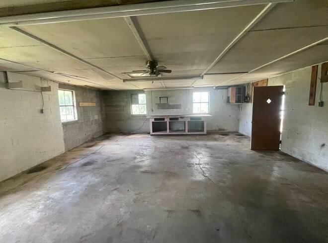 404 S Lake Street — photo 22