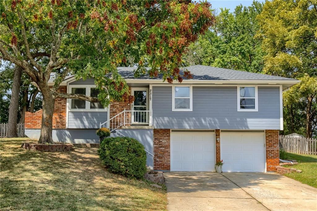 2317 SE 7th Street, Blue Springs, MO