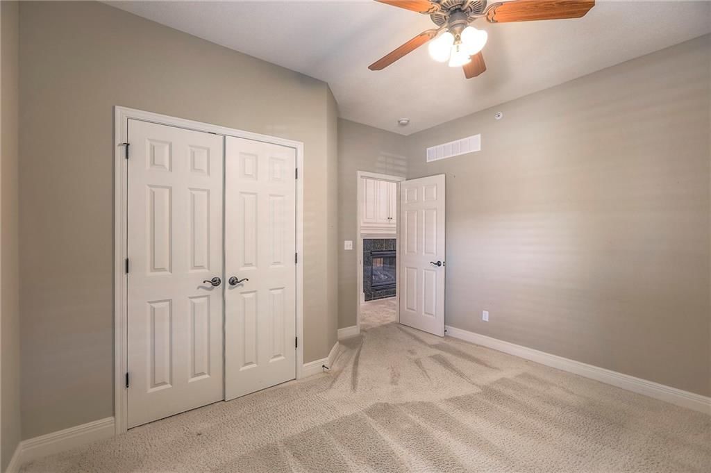 Photo 10 of 31 - 7309 Legler Street