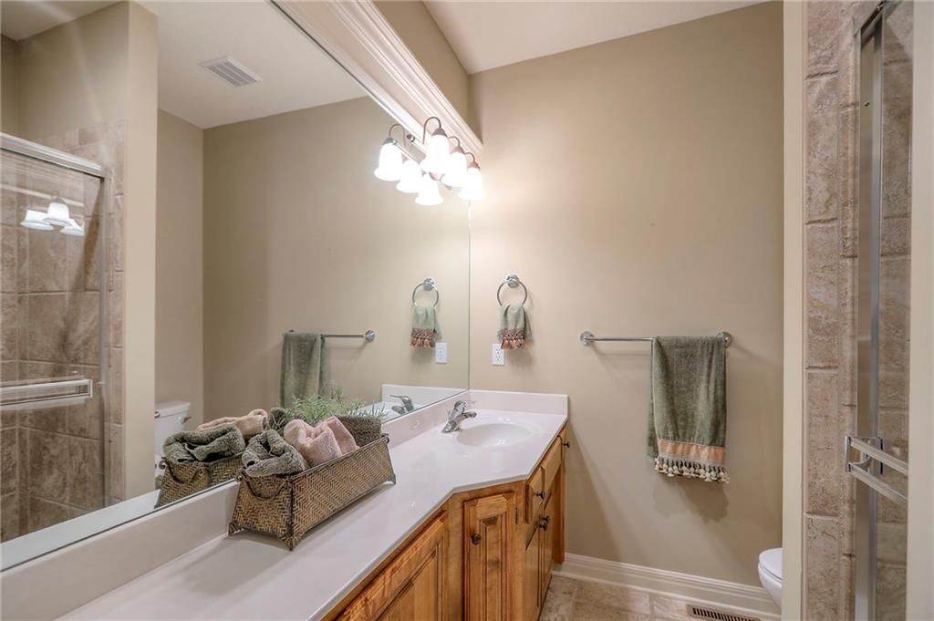 Photo 11 of 31 - 7309 Legler Street