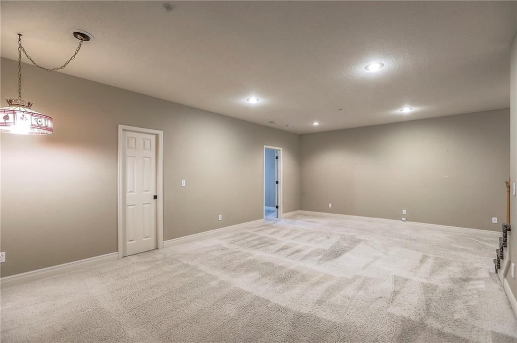 Photo 27 of 31 - 7309 Legler Street