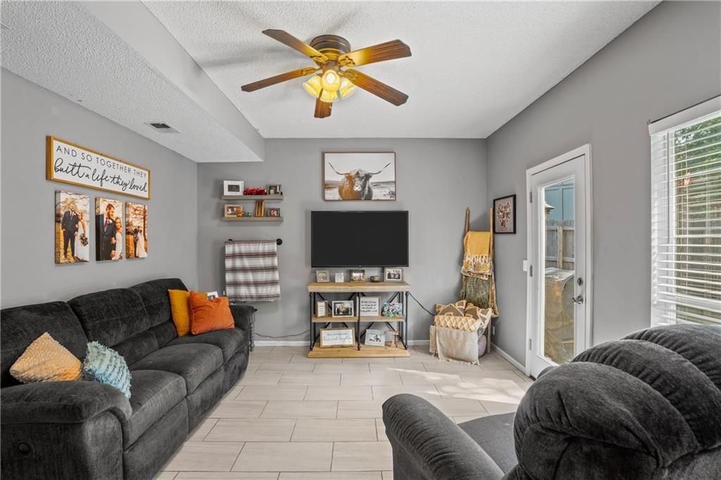 1268 N Lucy Montgomery Way — photo 12