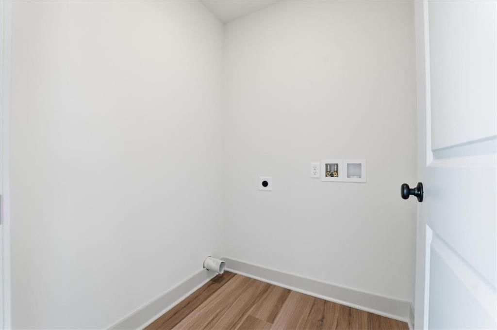 12701 Applewood Drive — photo 10
