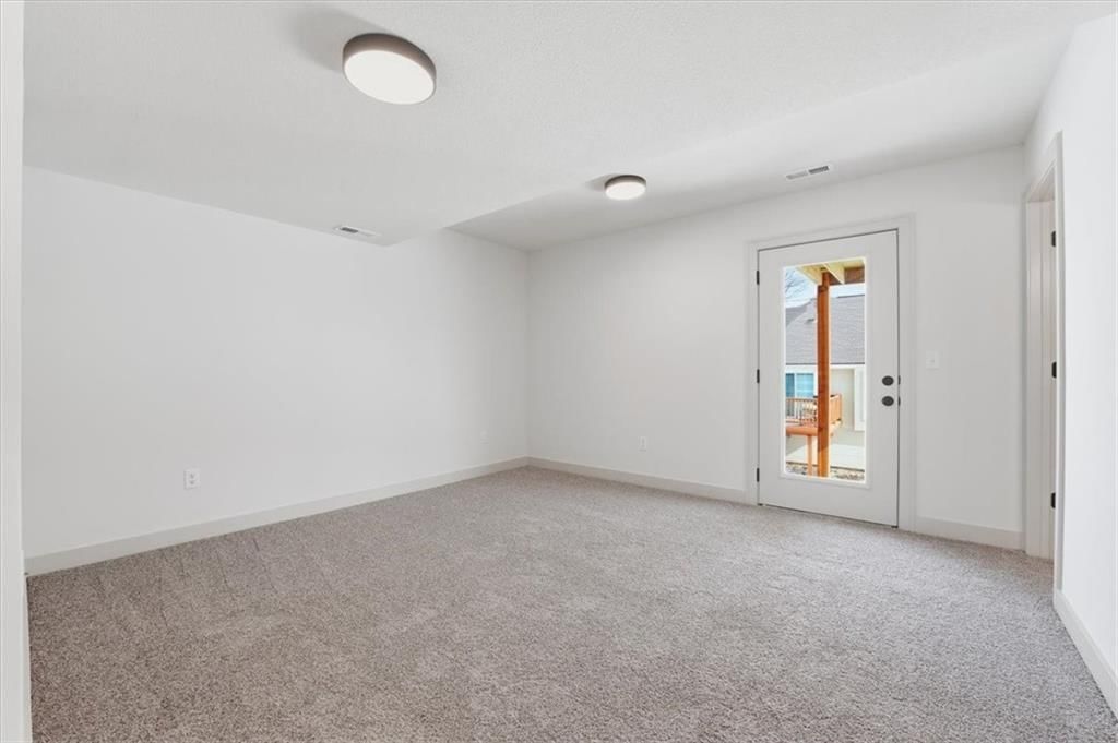12701 Applewood Drive — photo 20