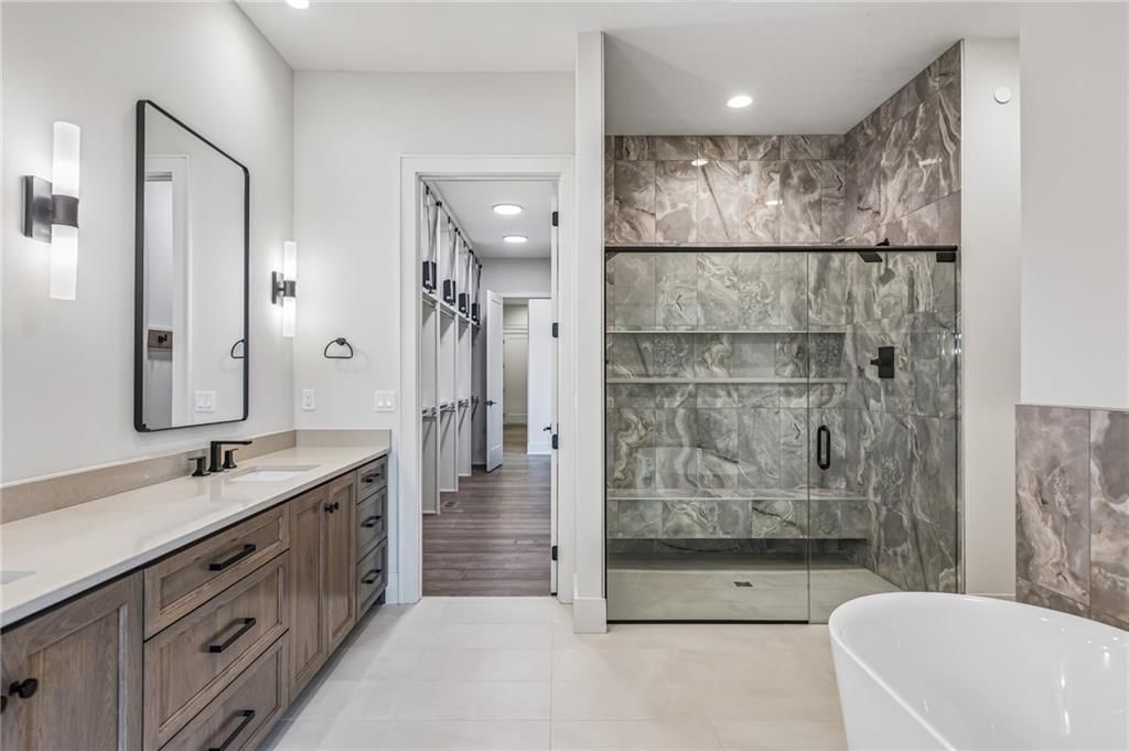 13749 Pembroke Lane — photo 16