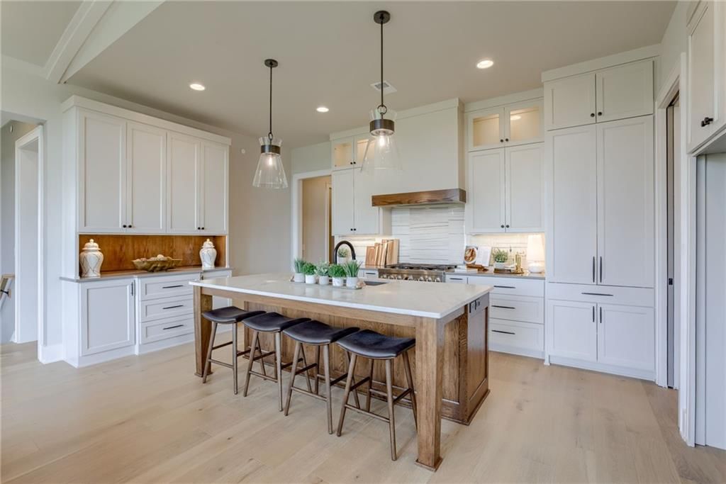 13749 Pembroke Lane — photo 30