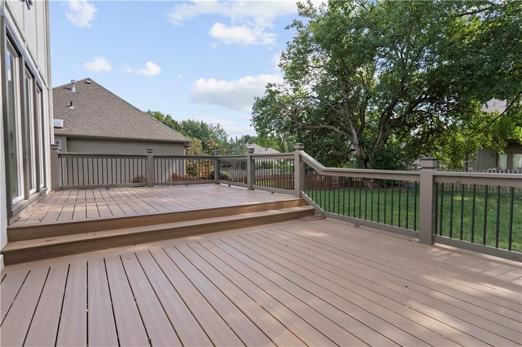 7907 W 154th Street — photo 16