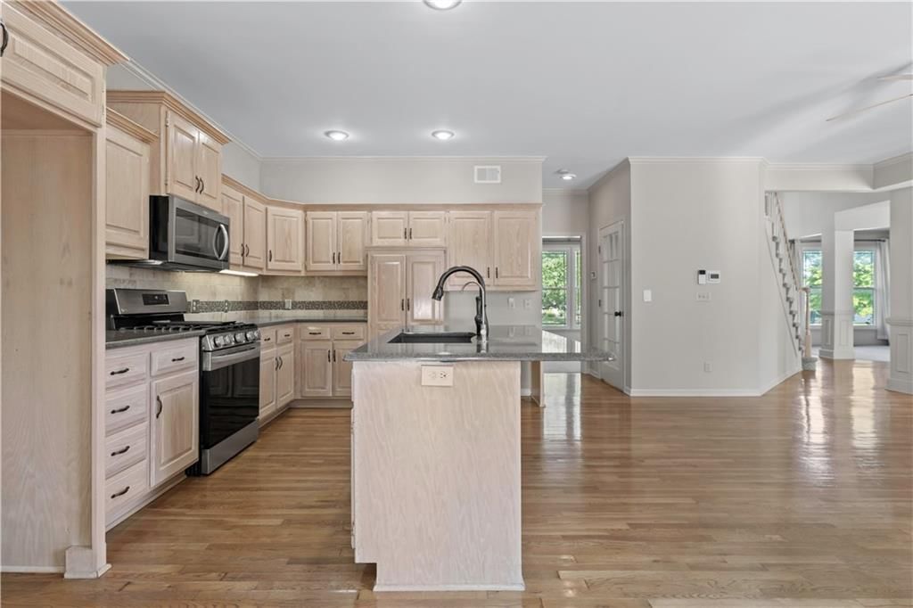 7907 W 154th Street — photo 19