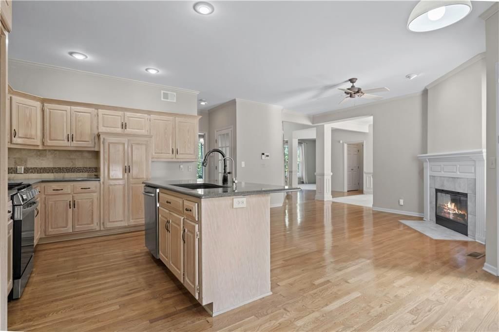 7907 W 154th Street — photo 21
