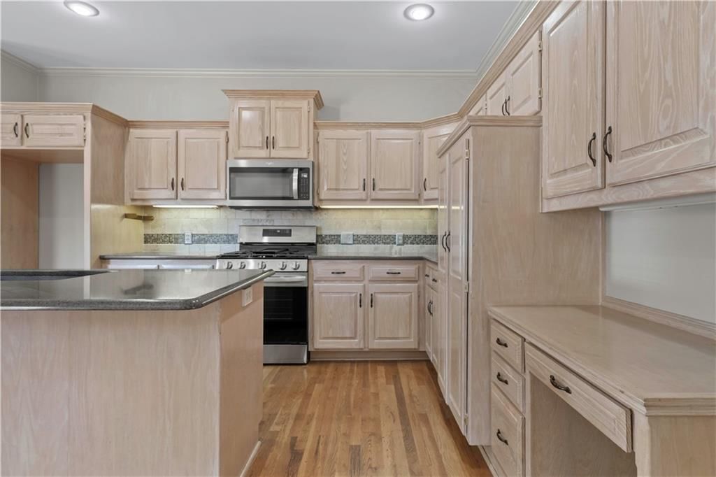 7907 W 154th Street — photo 23