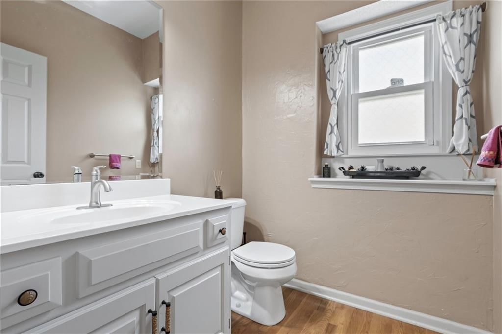 7907 W 154th Street — photo 27