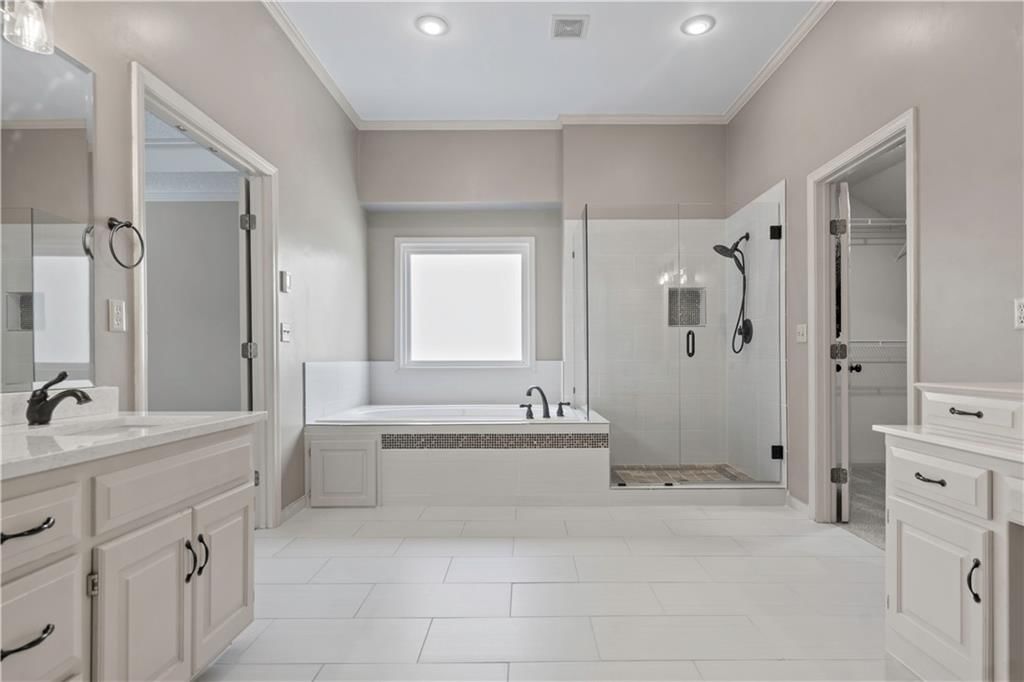 7907 W 154th Street — photo 35