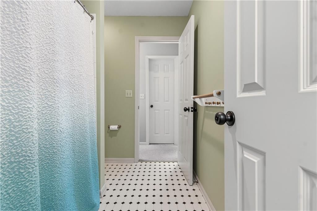 7907 W 154th Street — photo 40
