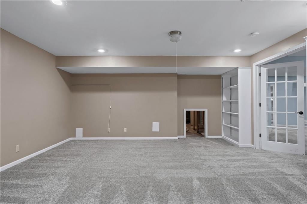 7907 W 154th Street — photo 52