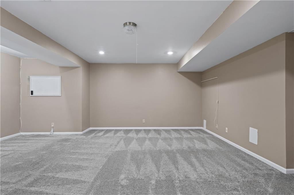 7907 W 154th Street — photo 53