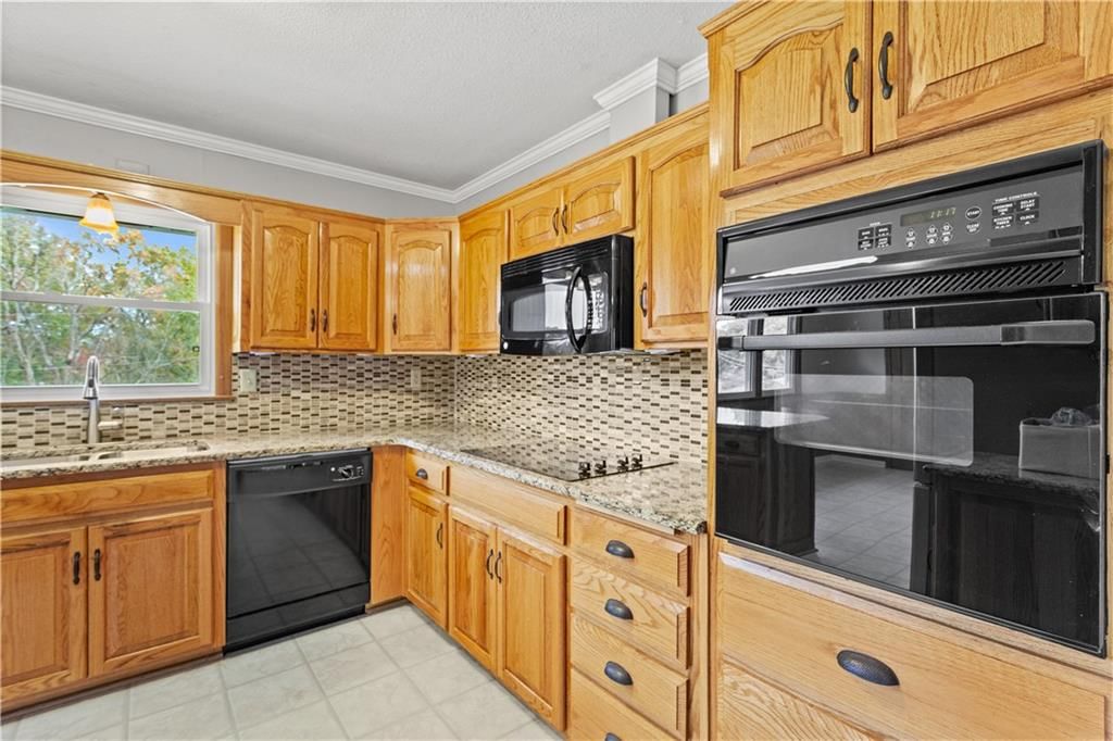 612 E Leslie Drive — photo 14