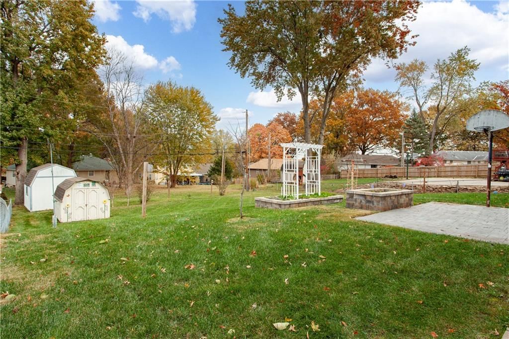 612 E Leslie Drive — photo 31