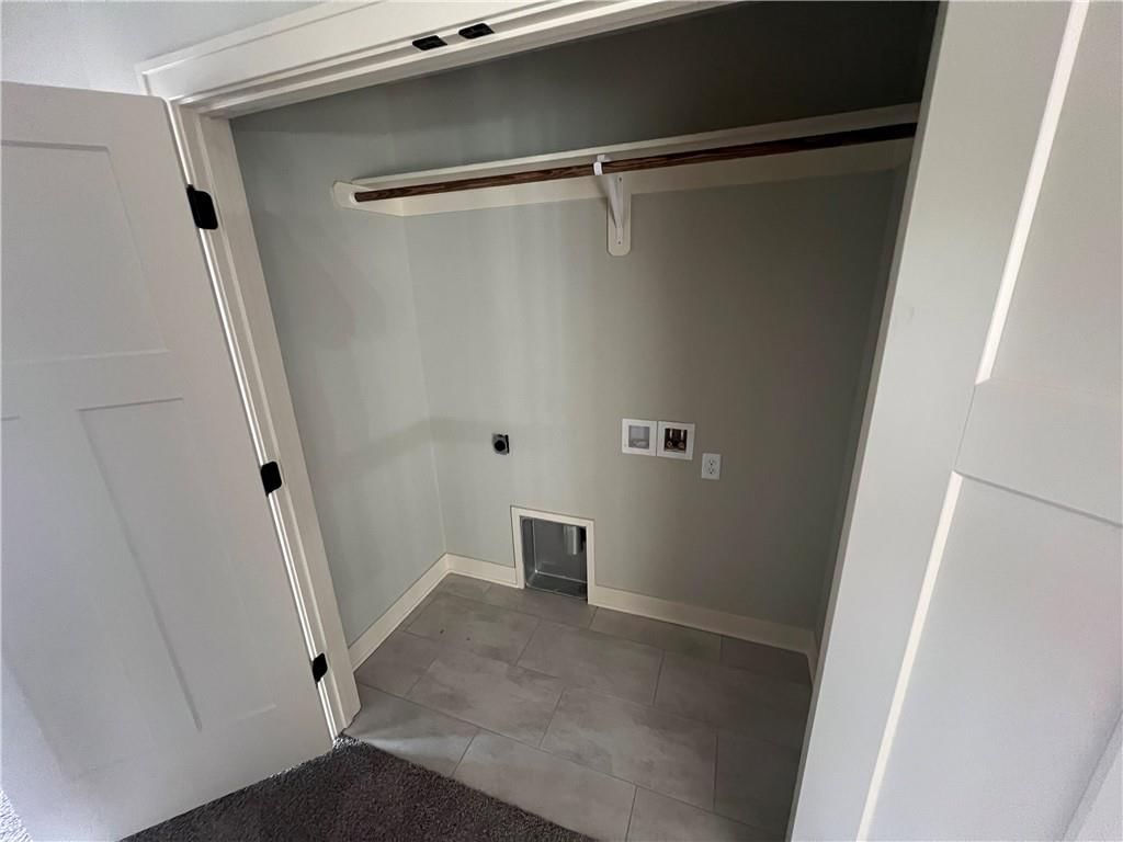989 Sicklebar Drive — photo 15