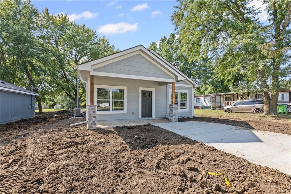 628 Monroe Street — photo 3
