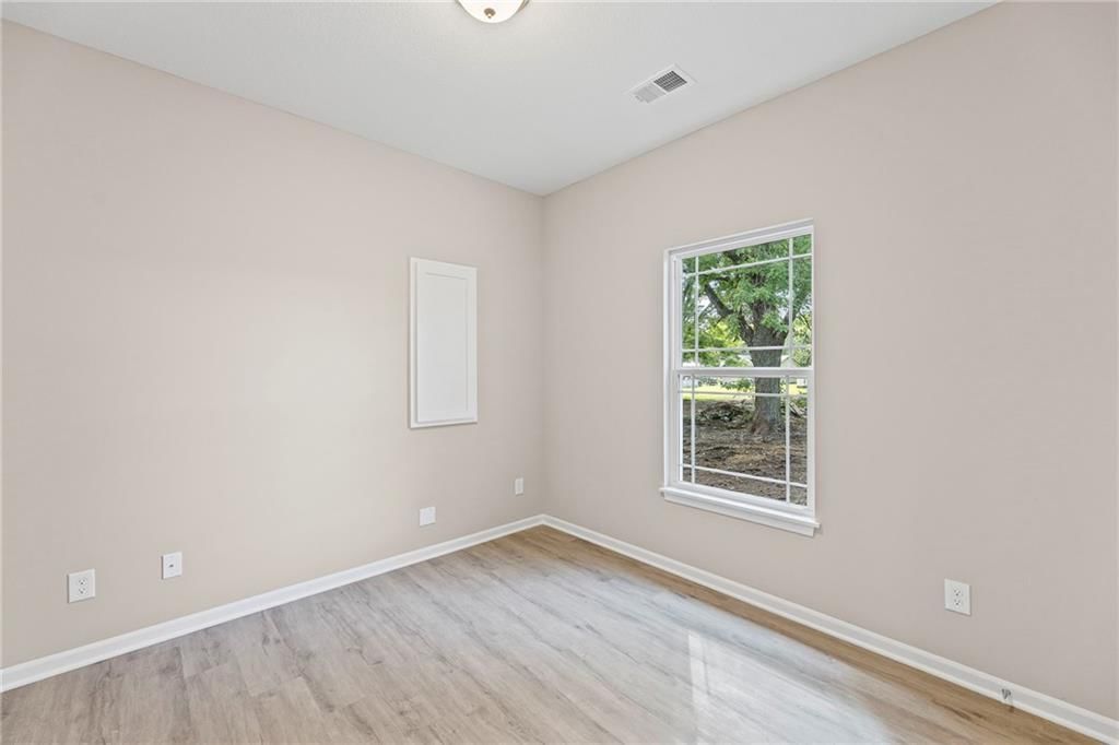 628 Monroe Street — photo 19