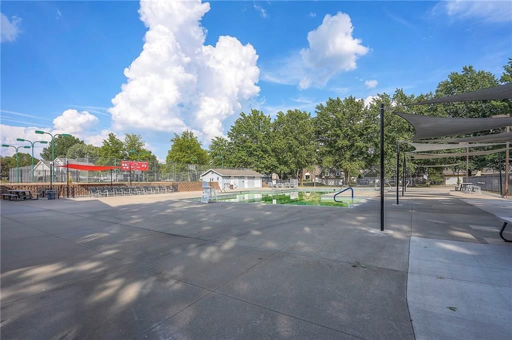 Photo 42 of 44 - 607 NE Birchwood Drive