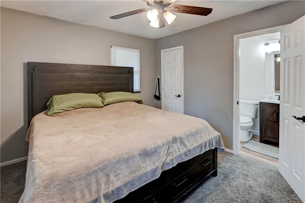 Photo 19 of 41 - 204 Millview Drive