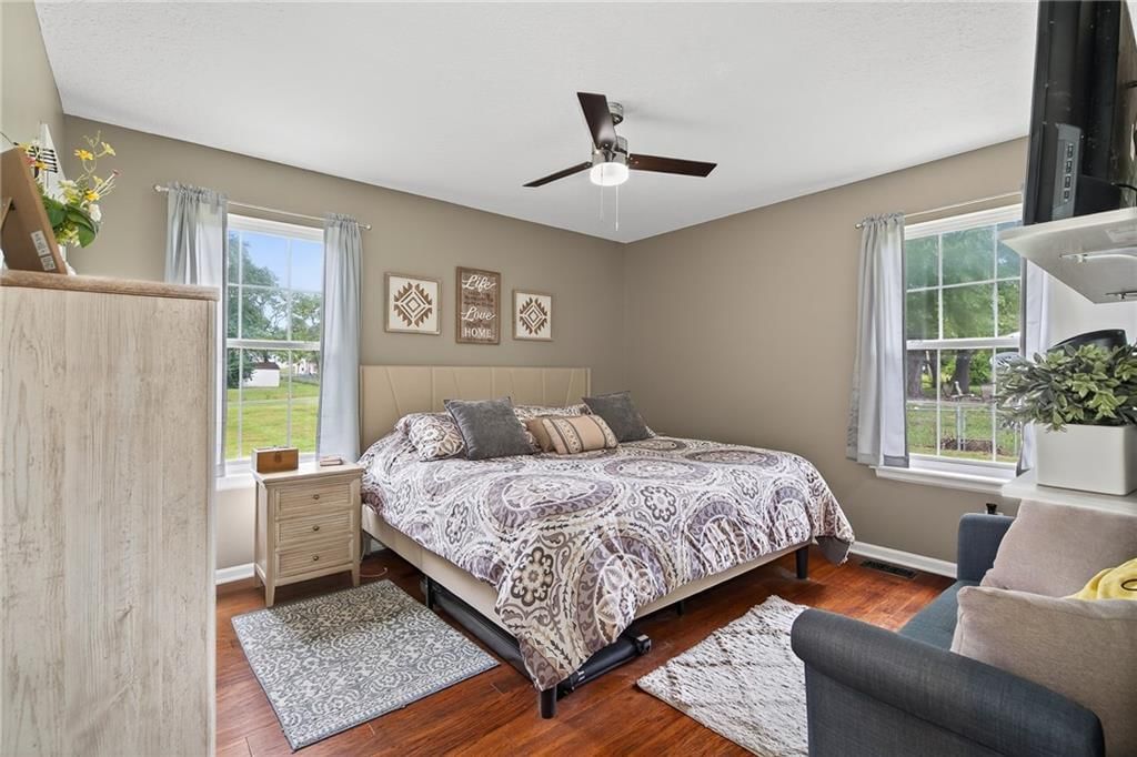 Photo 10 of 41 - 17128 Monte Verde Drive