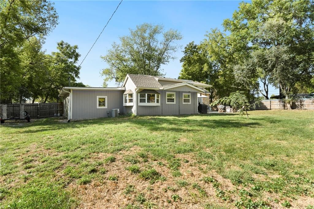 701 SW Ward Road — photo 37