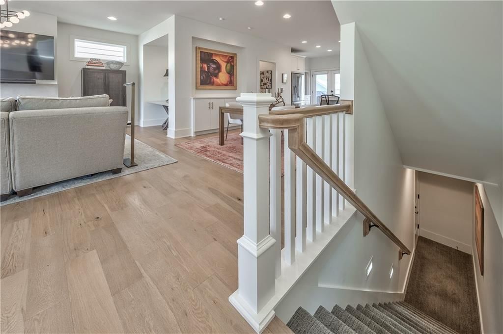 732 W 45th Street — photo 12