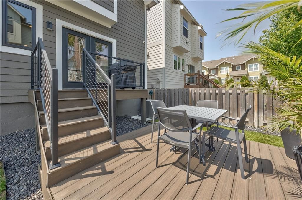 732 W 45th Street — photo 36