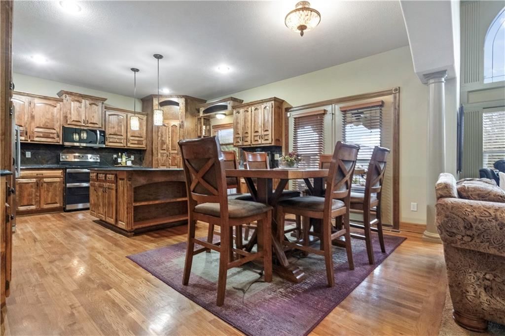 Photo 15 of 69 - 17575 N Alder Court