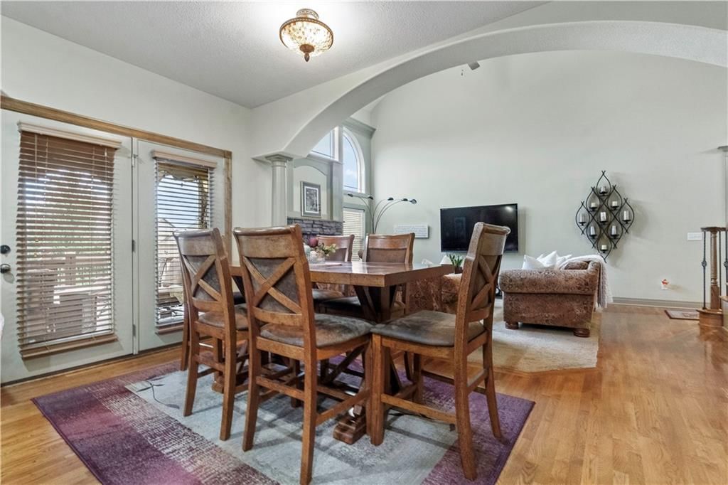 Photo 17 of 69 - 17575 N Alder Court