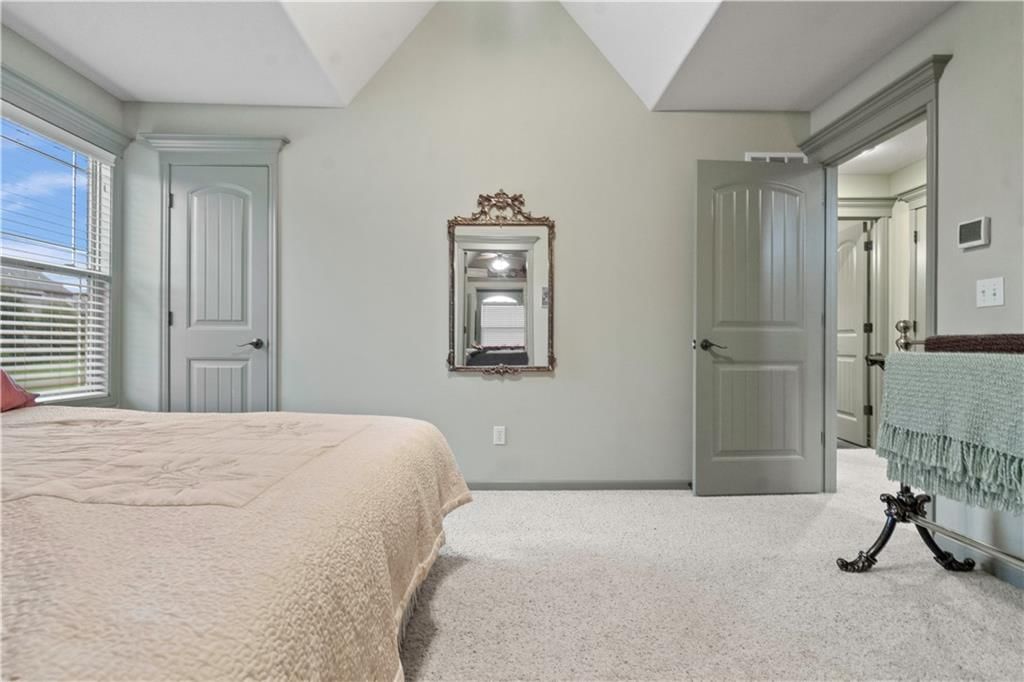 Photo 43 of 69 - 17575 N Alder Court