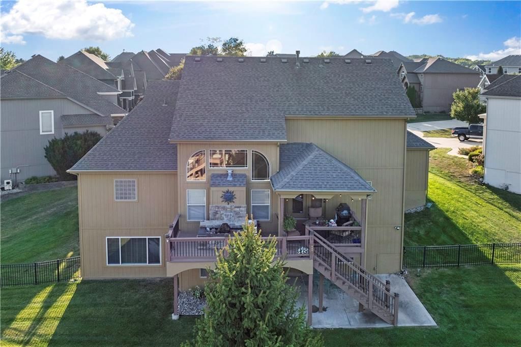 Photo 68 of 69 - 17575 N Alder Court