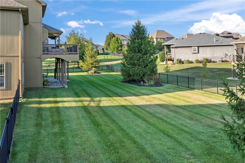 Photo 69 of 69 - 17575 N Alder Court