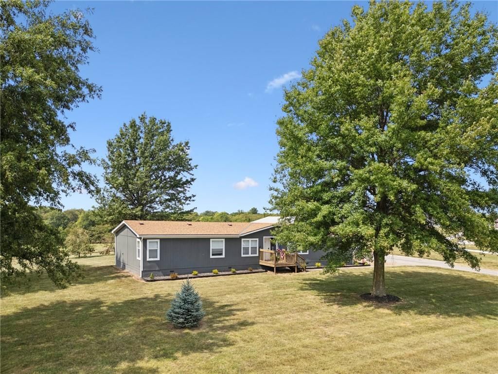 548 NW UU Highway — photo 4