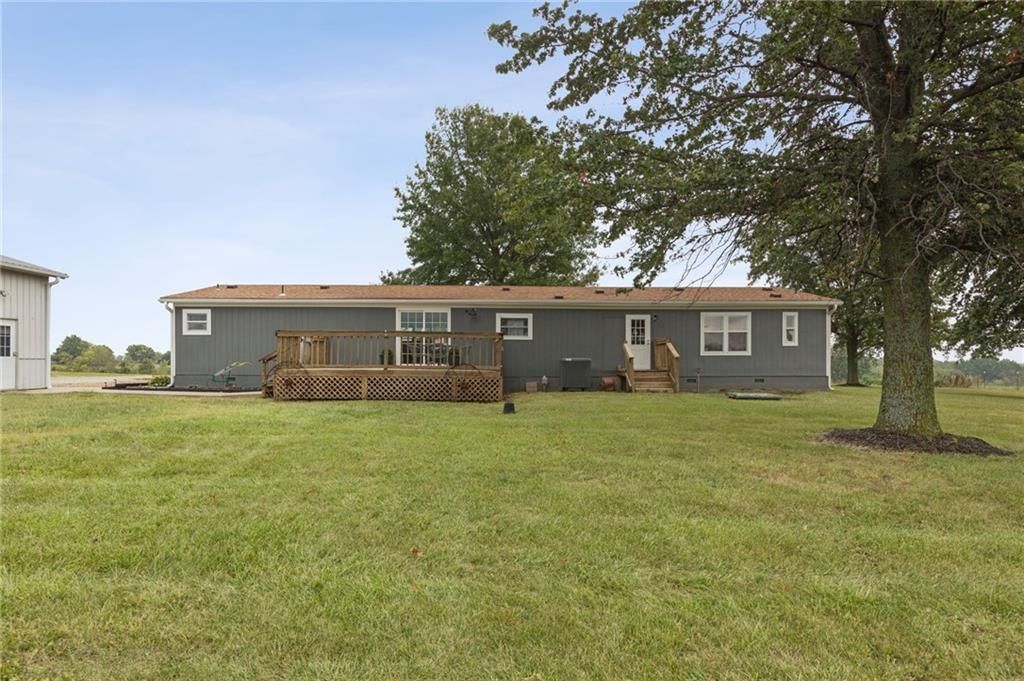 548 NW UU Highway — photo 52