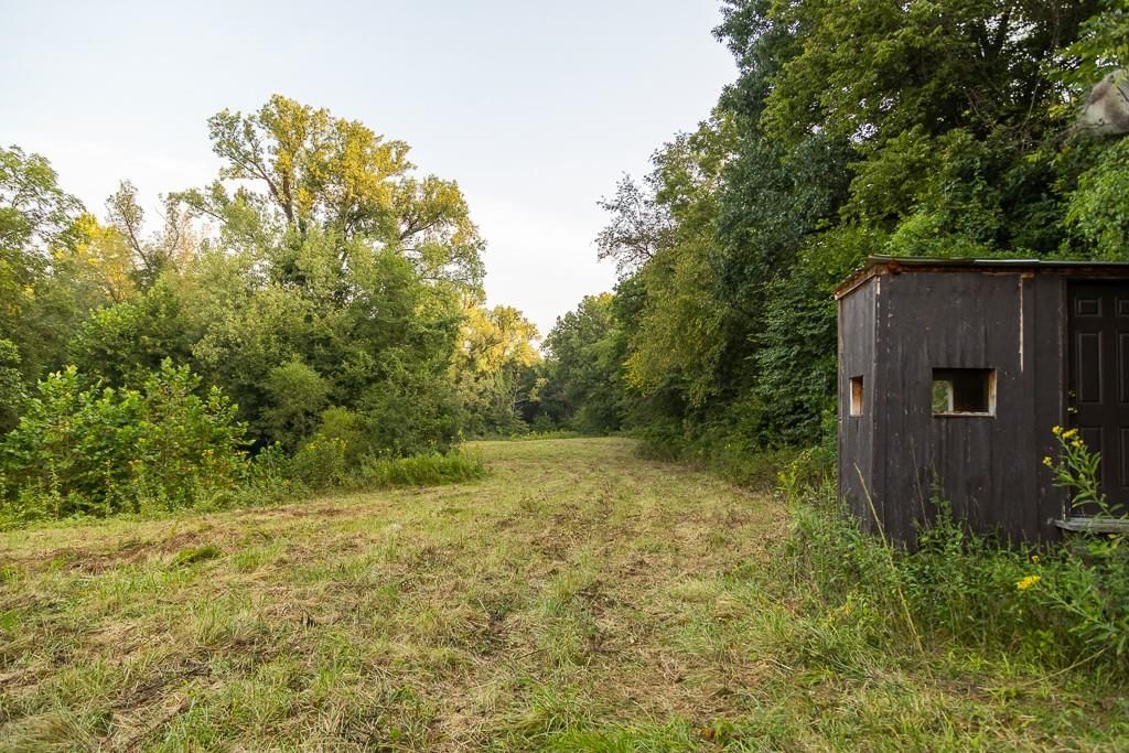 12149 Doniphan Lake Road — photo 52