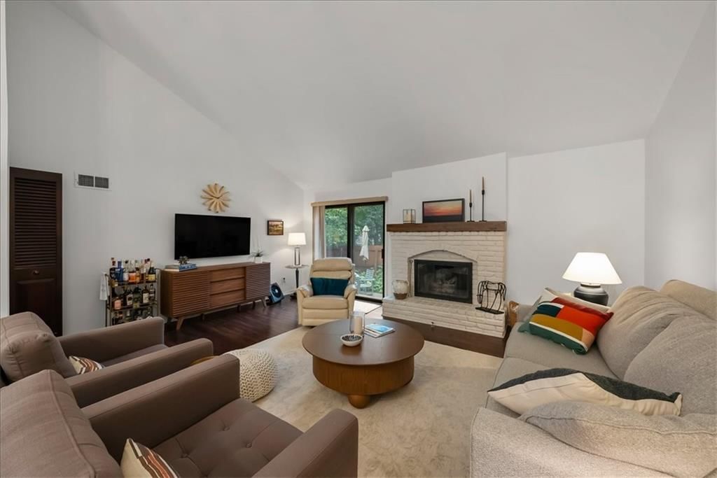 2229 Condolea Terrace — photo 11