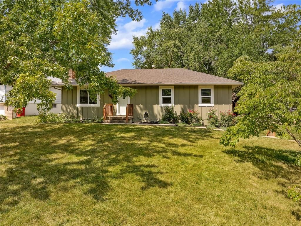2004 SE 2nd Terrace, Lee's Summit, MO