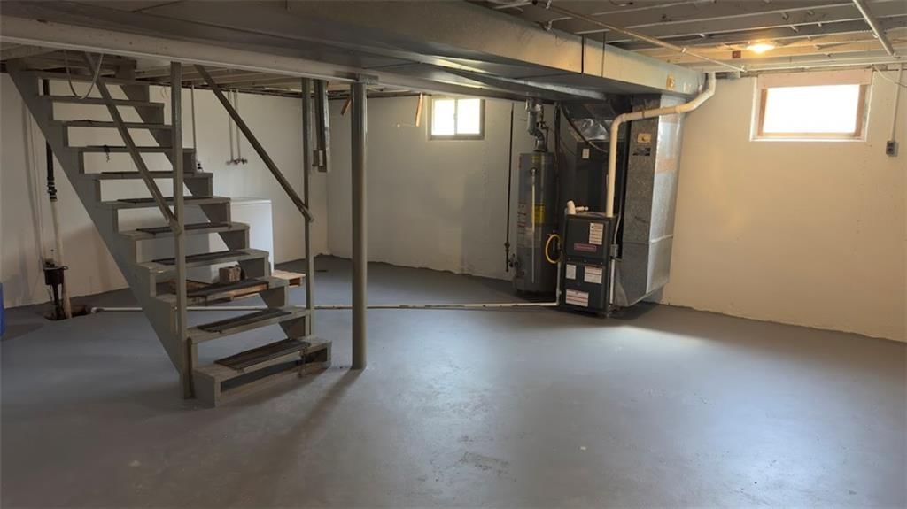 Photo 36 of 42 - 327 E Longfellow Street
