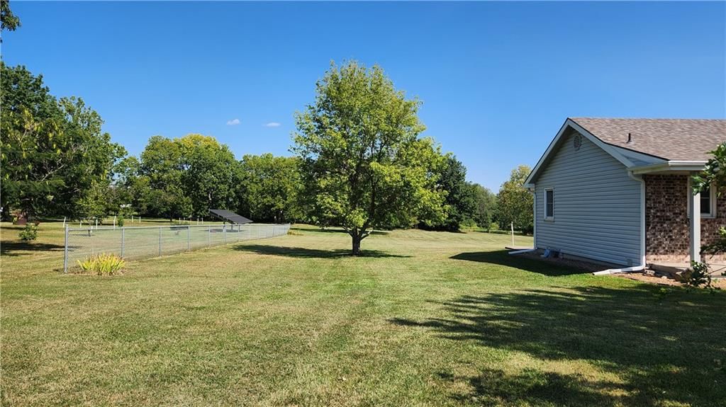 Photo 7 of 92 - 20405 S Cottonwood Drive