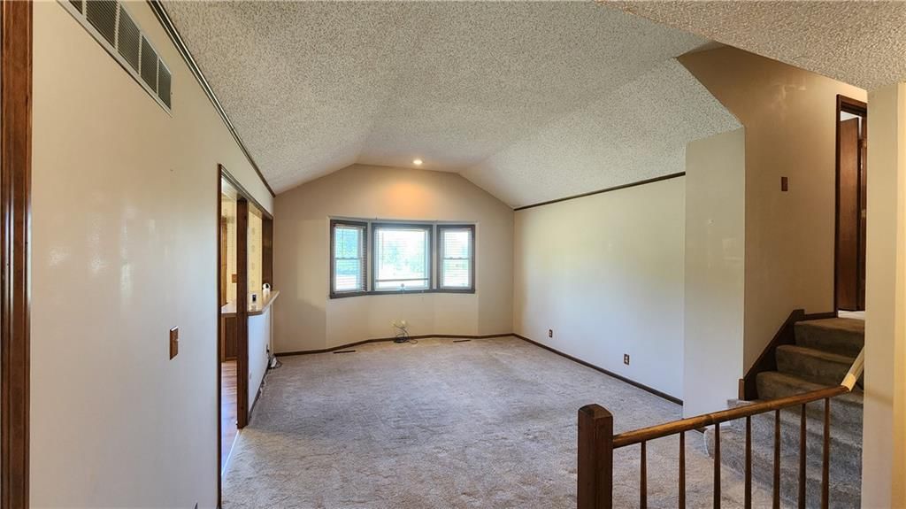 Photo 34 of 92 - 20405 S Cottonwood Drive
