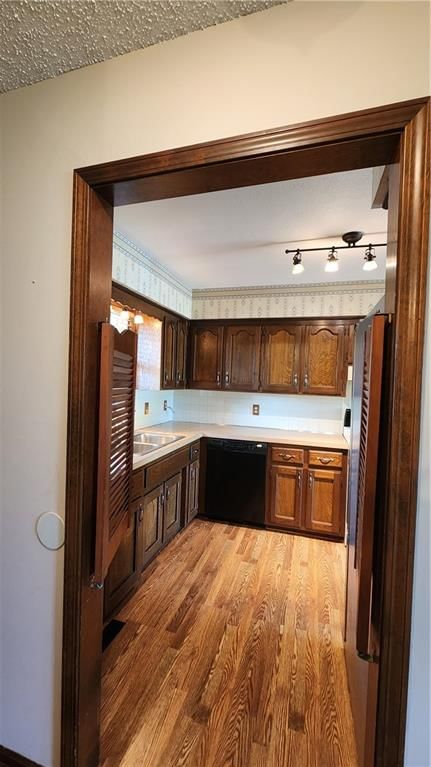 Photo 40 of 92 - 20405 S Cottonwood Drive